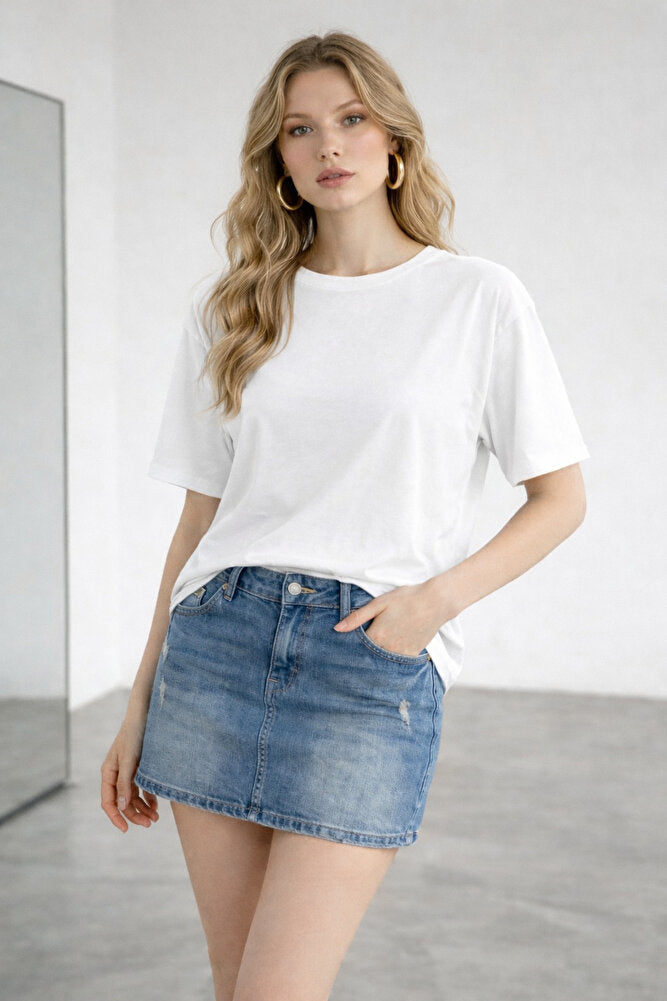 10889 Kadın Pamuklu Oversize Kalıp Sırt Dantel Detaylı T-Shirt