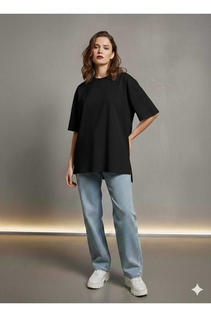 Kadın Oversize Basic Bisiklet Yaka Yan Yırtmaçlı Kısa Kollu Tişört