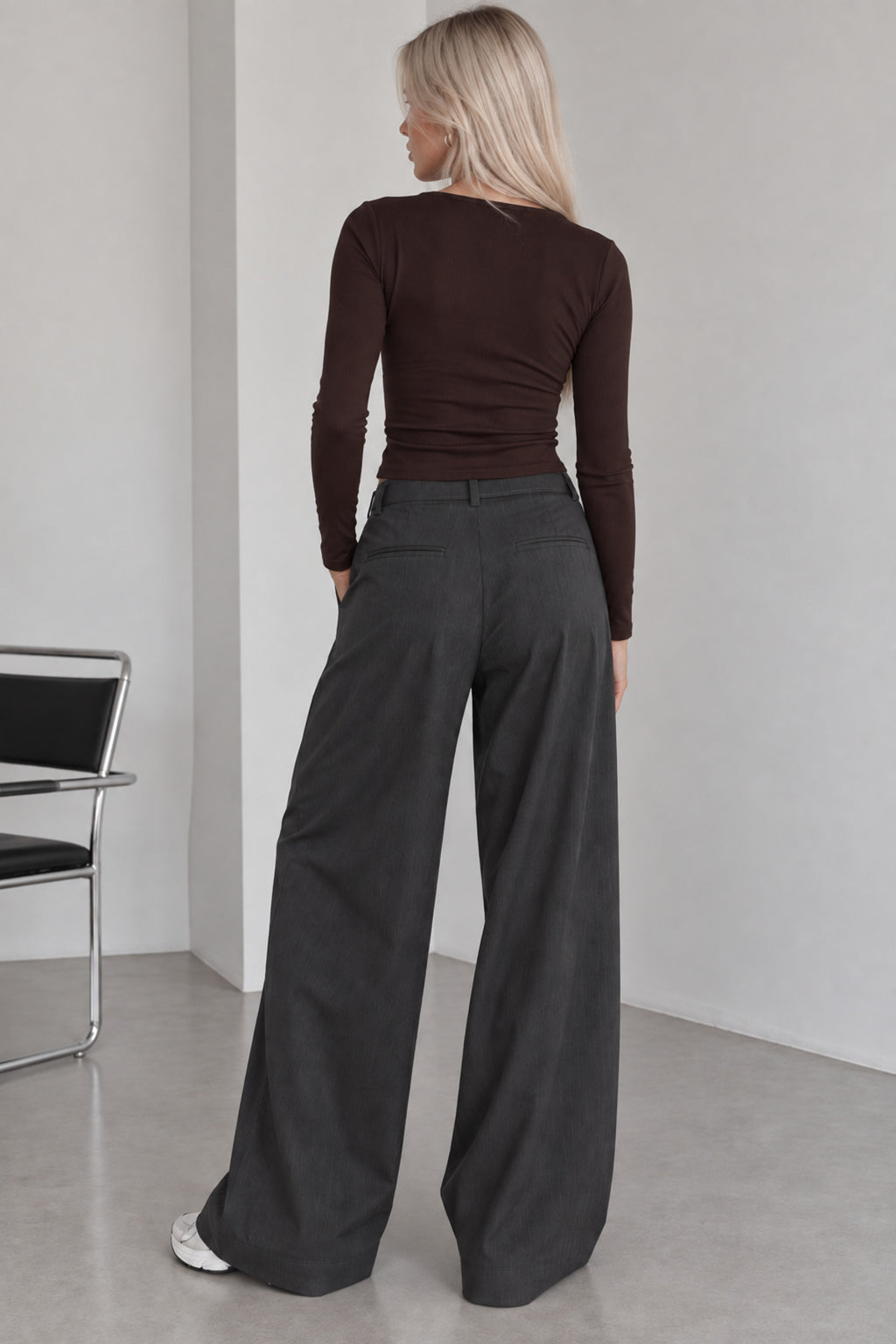 11016 Kadın V Yaka Büzgü Detaylı Uzun Kollu Fitilli Bluz - Kahverengi