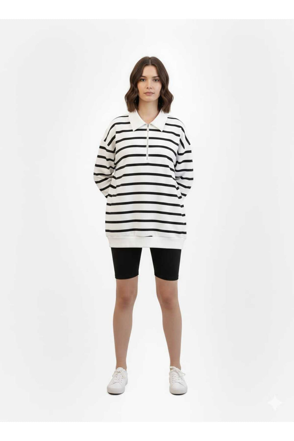 Kadın Polo Yaka Fermuarlı Siyah Çizgili Oversize Sweatshirt Yumuşak Dokulu Rahat Kalıp - Beyaz