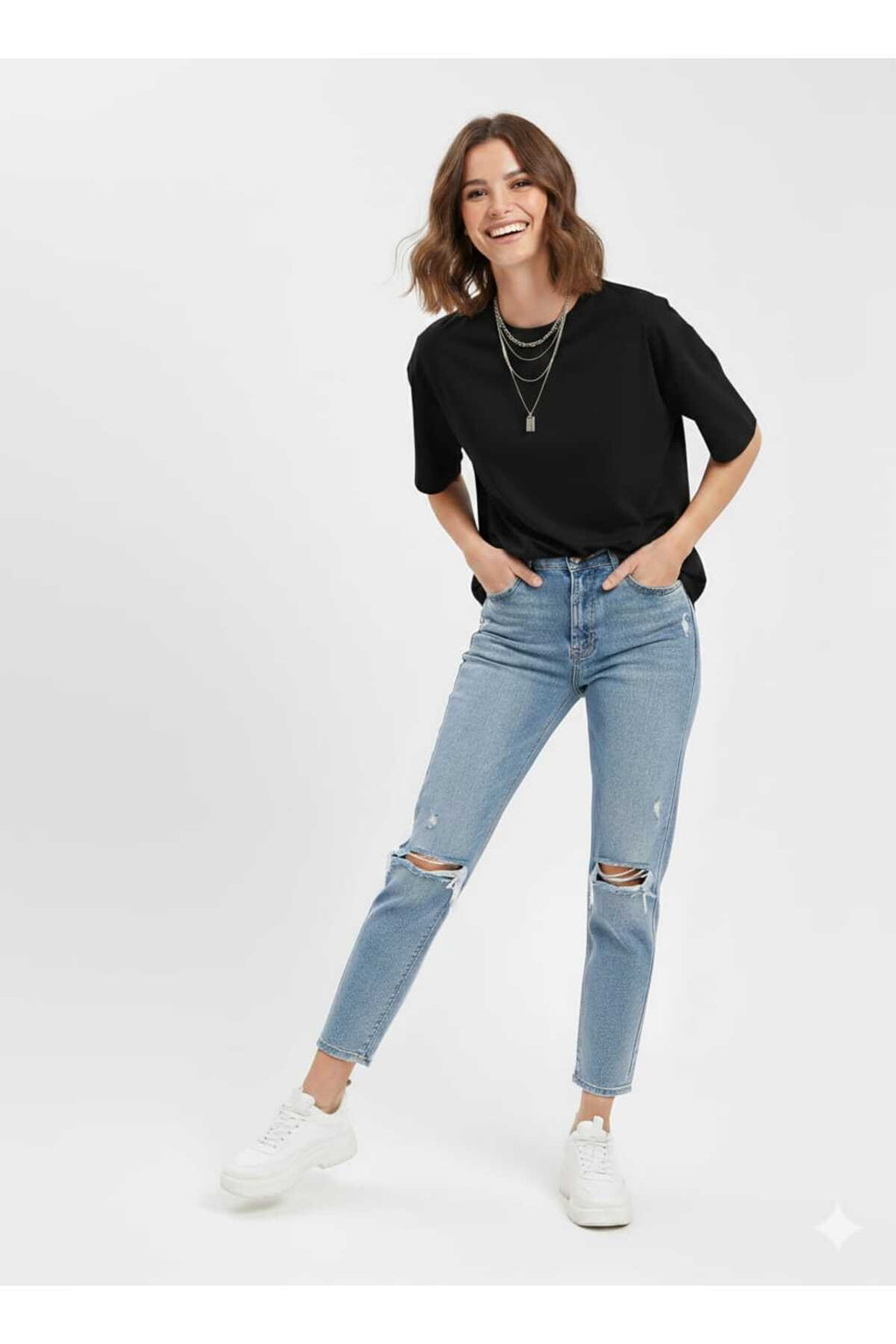 Kadın Kahverengi Bisiklet Yaka Basic Oversize T-Shirt - Siyah