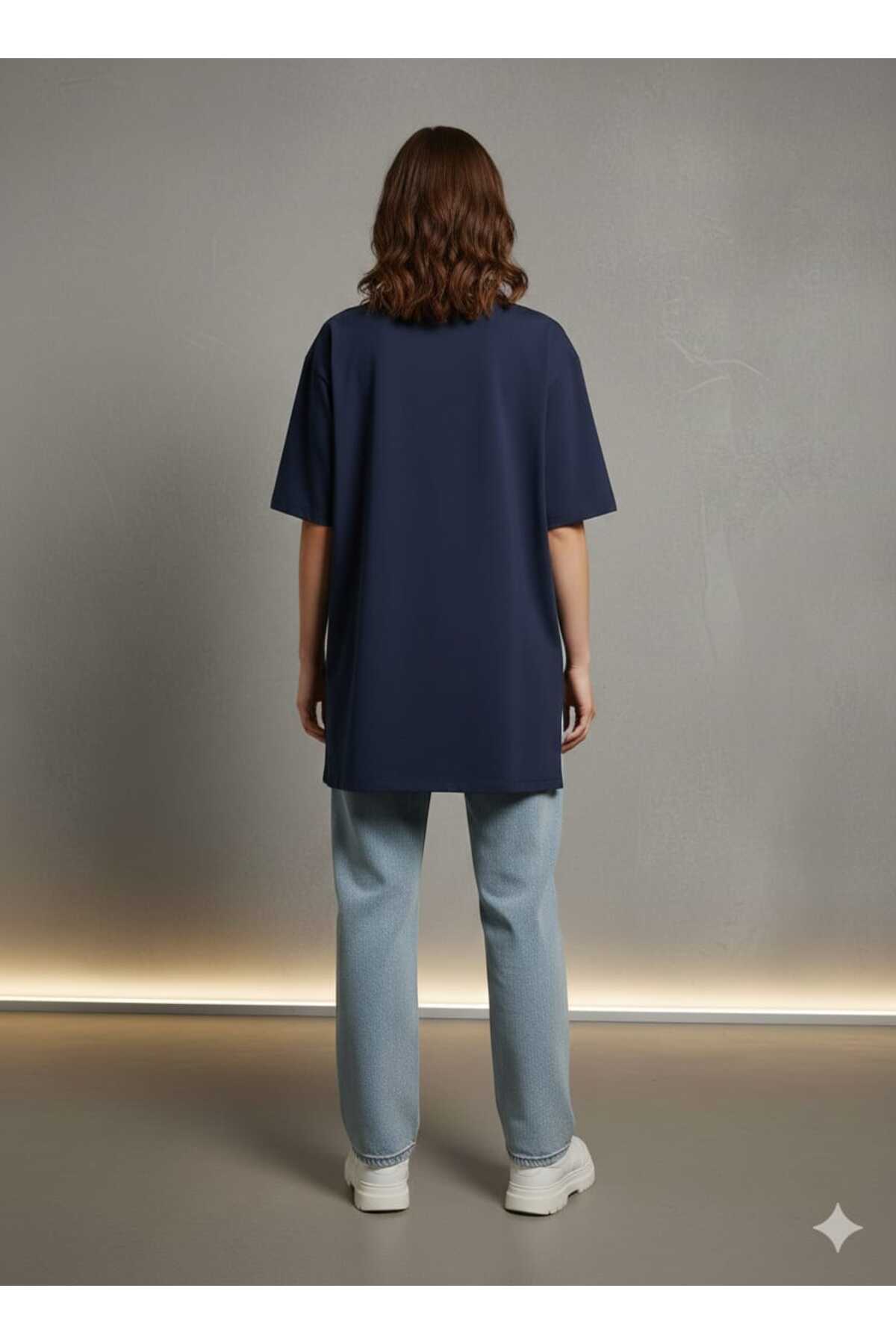 Kadın Oversize Basic Bisiklet Yaka Yan Yırtmaçlı Kısa Kollu Tişört - Lacivert