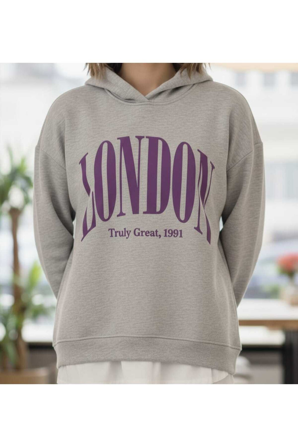 Kadın Oversize Kapüşonlu Baskılı Sweatshirt Alttan Beyaz Tişört Detaylı, Rahat Kalıp - Gri