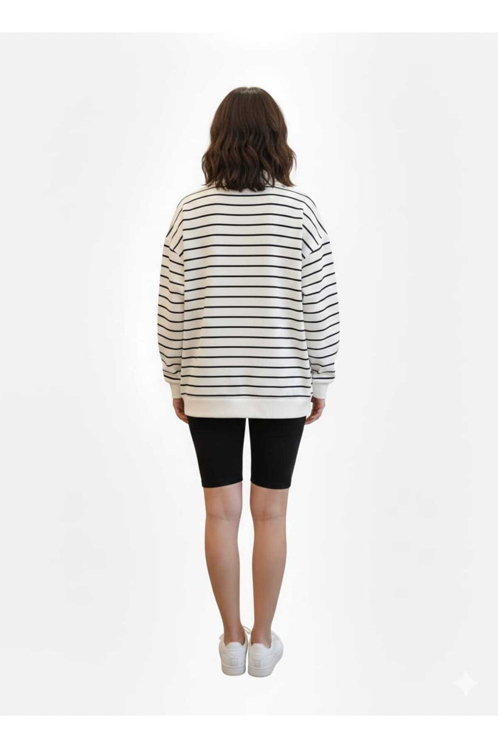 Kadın Polo Yaka Fermuarlı Siyah İnce Çizgili Oversize Sweatshirt Yumuşak Dokulu Rahat Kalıp - Beyaz
