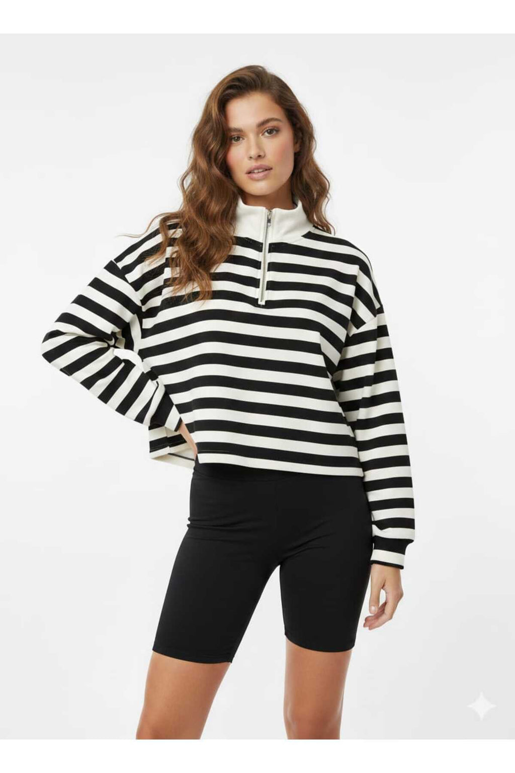 Kadın Polo Yaka Fermuarlı Siyah Beyaz Çizgili Oversize Sweatshirt Yumuşak Dokulu Rahat Kalıp - Siyah