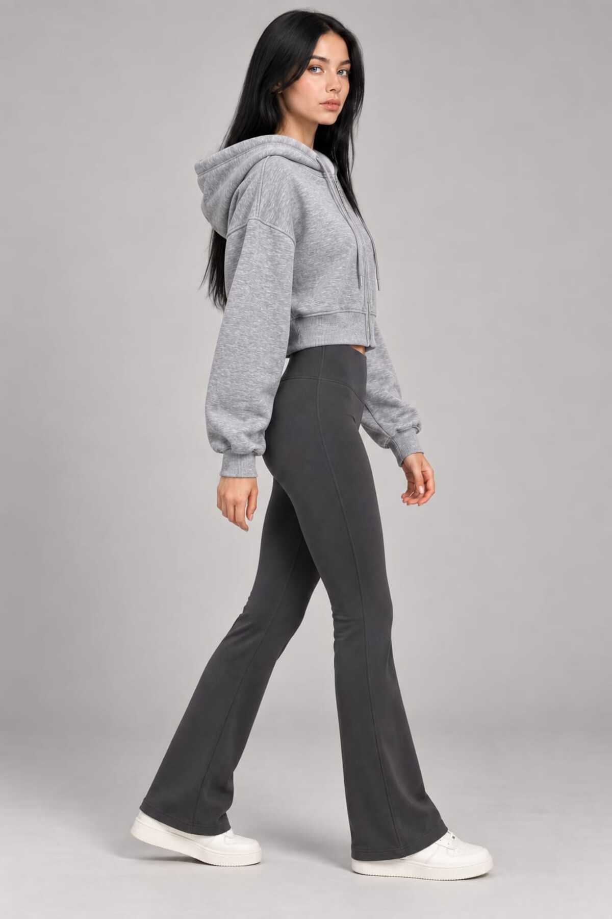 Kadın 3 iplik kapişon detaylı krop fermuarlı sweatshirt 1234